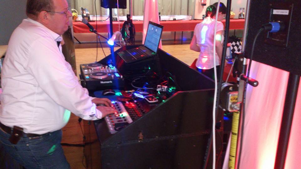 Louez les services d'un DJ